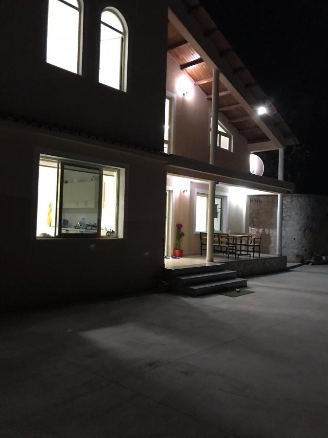 Vila Ama Krujë Exterior foto